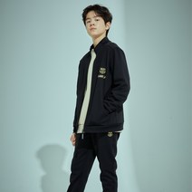유솔 21B 짚업 세트로 구성할수 있는 바로셀로나 로고 새겨진 지퍼 주머니 트레이닝 바지