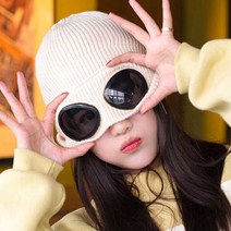골지커플 엄마 데이트 니트비니 30대 남여공용 여성 여자쇼핑몰 패션 고글 가을 코디 겨울 여행 단체행사 20대 무지남녀공용 스키장 라이더 캠프 스타일 대대 모자 데일리, 쿠팡1 본상품선택, 쿠팡1 본상품선택