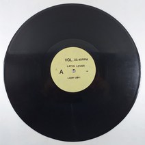 (중고LP)(45RPM)(알판 자켓 없음) VOL.22 LATIN LOVER. LASER LIGHT (음반 상태 양호함)