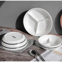 모던 원형 3칸 칸막이 나눔찬기 반찬통 도자기밀폐용기 전자렌지용유리용기, 포인트라인, 엑스라지