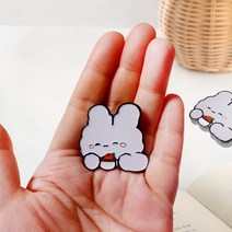 당근 라떼 한잔의 여유 토끼 캐릭터 자석형 뱃지