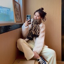 블랙&화이트 스트라이프 스몰 스카프 여 겨울 숏 데일리 니트 넥 워머 선물