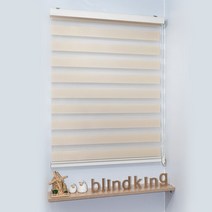 도담블라인드 빛차단율 70-80%의 가장 무난한 기본 원단으로 제작된 베이직 콤비블라인드 베이지 가로 95 cm