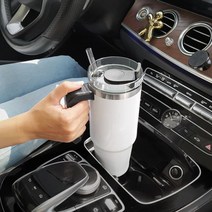 TYESO 드라이브 캠핑 대용량 손잡이 스텐 보냉 텀블러890ml, 블랙