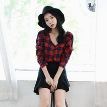 화이트폭스 브이넥버튼가오리핏블라우스
