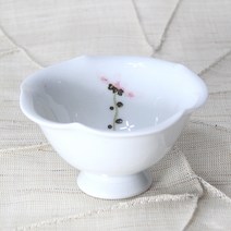 토비 백자 연꽃문 잔, 1, 1개