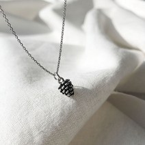 무이제이 [925 SILVER] 솔방울 드롭 목걸이