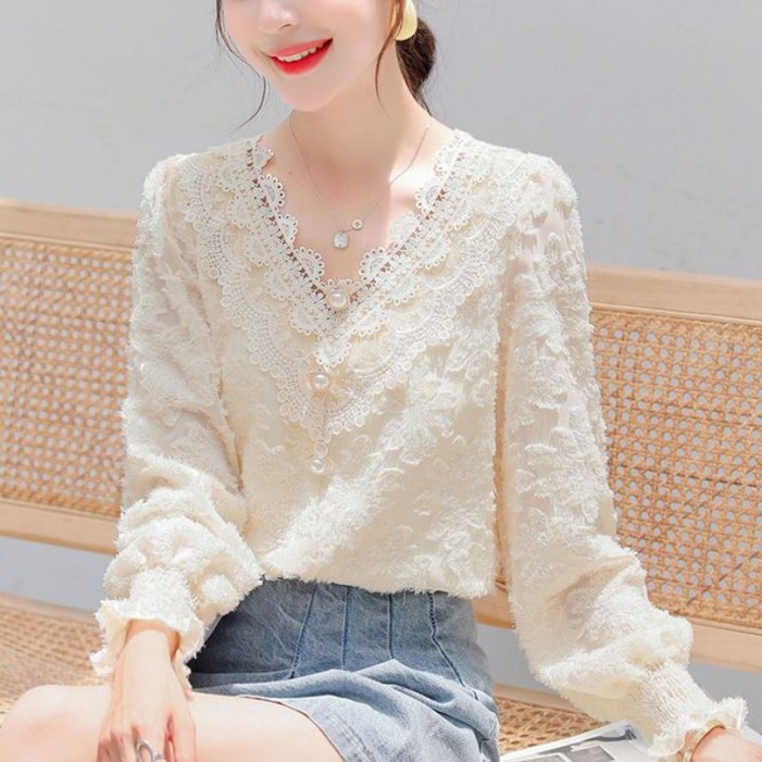 PEROLA 여성 레이스 블라우스 봄 가을 브이넥 진주 단추 블라우스 (S~4XL)
