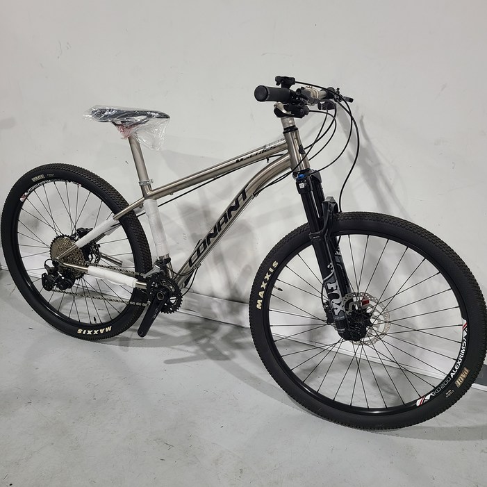 코난트 T8 풀 티타늄 자전거 XT 24단 폭스샥 MTB T870 코난트 T8 풀 티타늄 자전거 XT 24단 폭스샥 MTB T870