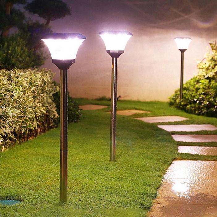 나이스조명 삼성칩 태양광 정원등 LED 135구 태양열 가로등 잔디등 야외조명