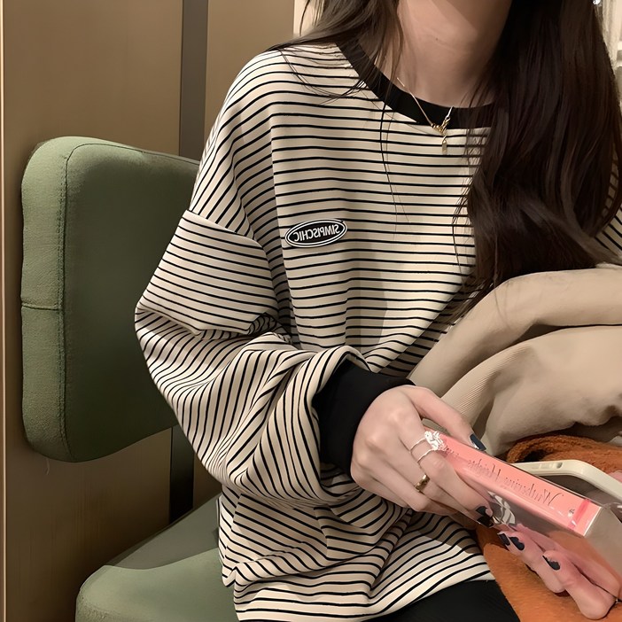 아이엠몽 여성용 타보 스트라이프 루즈핏 라운드넥 소매 배색 포인트 긴소매 티셔츠 아이엠몽 여성용 타보 스트라이프 루즈핏 라운드넥 소매 배색 포인트 긴소매 티셔츠
