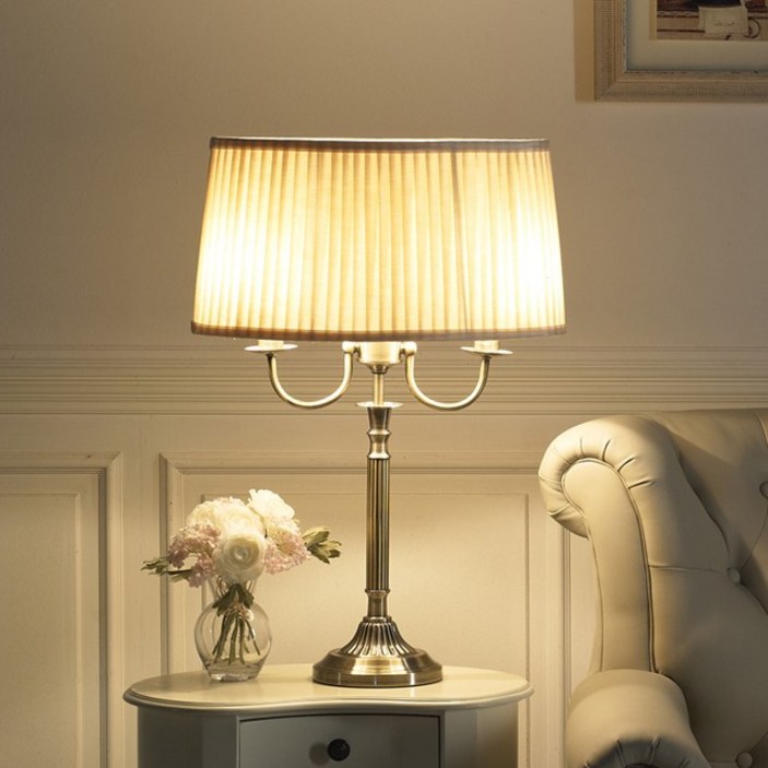 루미앤 침실 단스탠드 앤틱 테이블 스탠드 조명 baroness