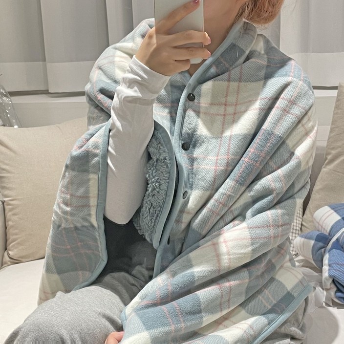 체크 극세사 똑딱이 담요 겨울 글램핑 망토 캠핑 무릎담요