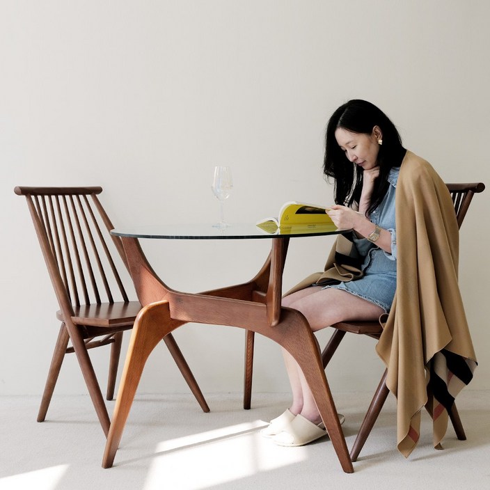 반타 1721 애쉬 천연 원목 원형 유리 식탁 테이블, 4인용, 월넛테이블 단품