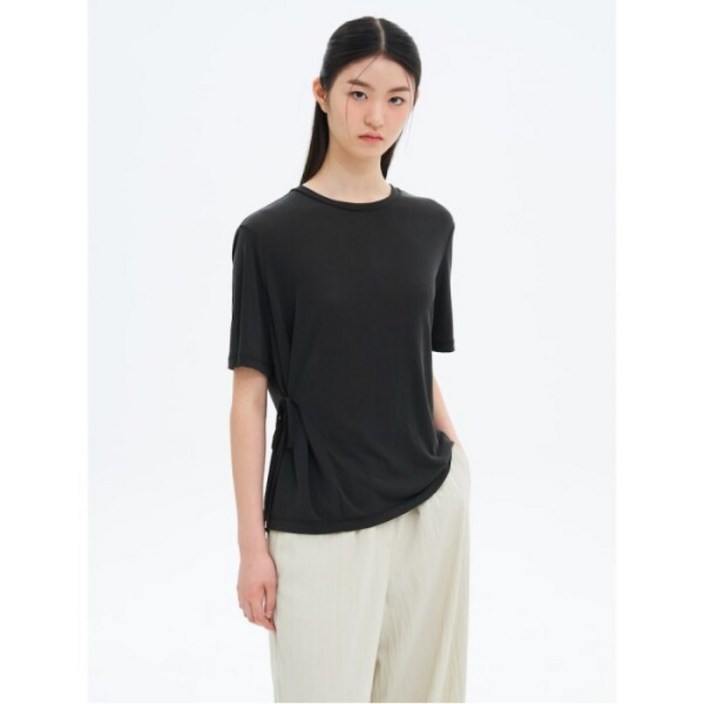 에잇세컨즈  샌드워싱 매듭 티셔츠  블랙 325642LY15