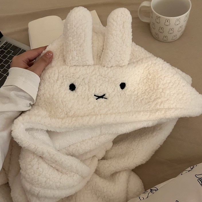 미피 miffy 귀여운 토끼 캐릭터 망토 담요 입는 후드 담요 수면 무릎 담요  학생 사계절
