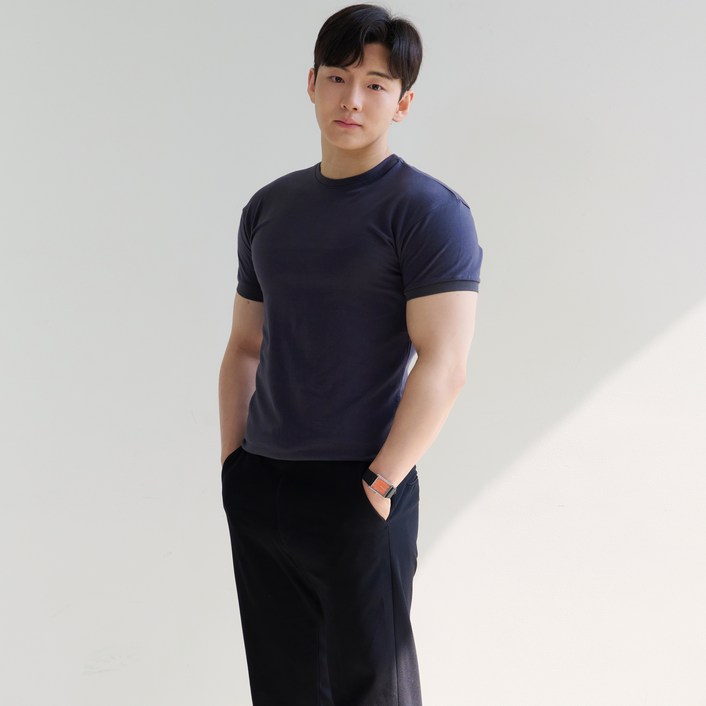 핵쿨남 남성용 어깨넓어보이는 머슬핏 반팔 티셔츠 밴딩버전