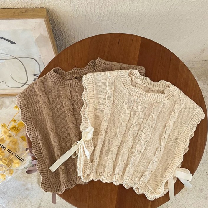 유블리 여아용 라운드 넥 리본 꽈배기 니트 배조 조끼