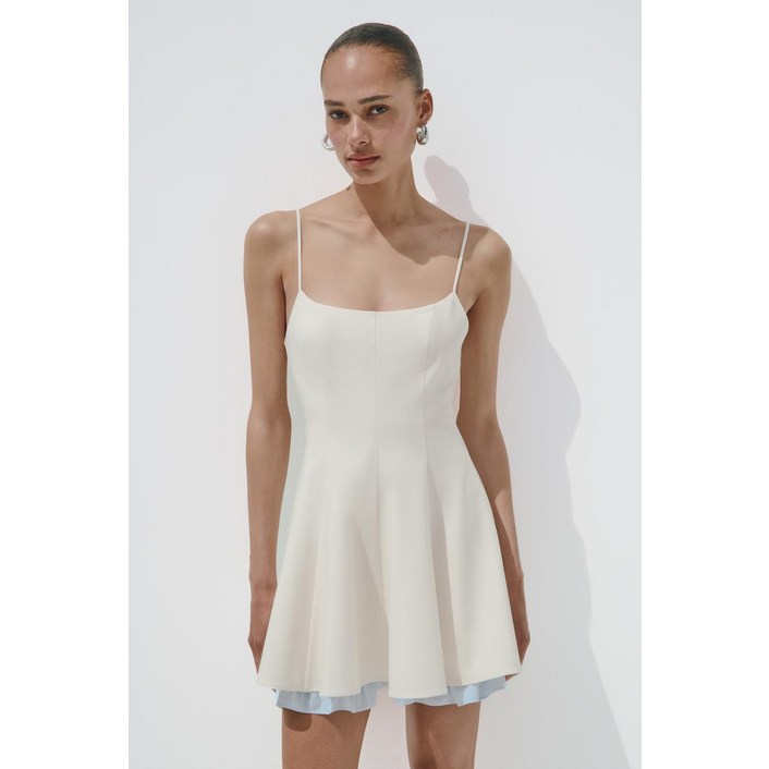 국내배송자라 ZARA 배색 밑단 미니 원피스  크림878704