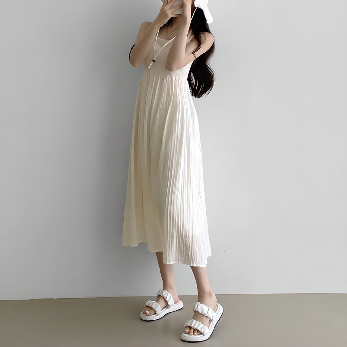 잇진 여성 어깨끈조절 백리스 셔링 롱 끈나시 원피스