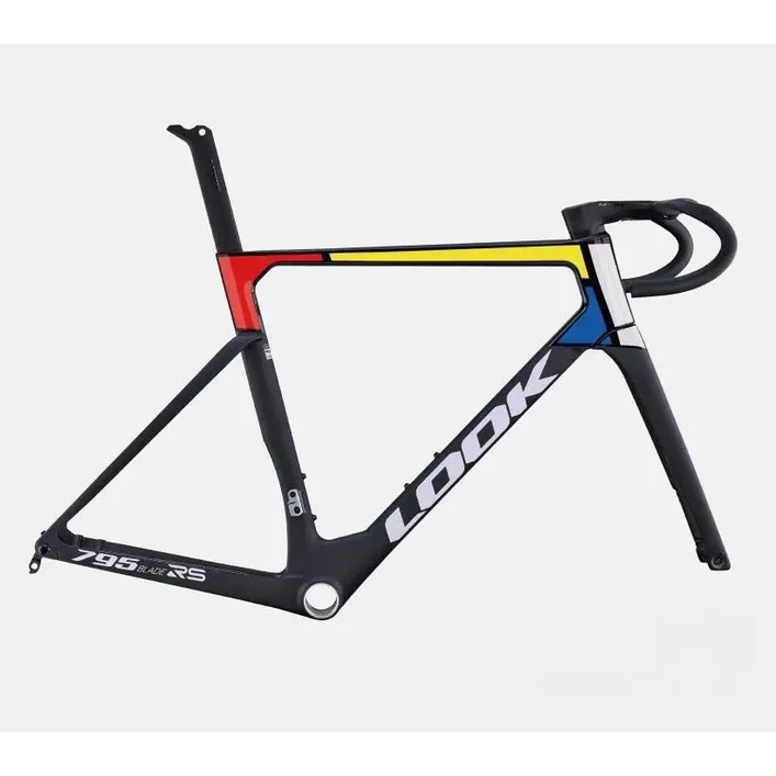 LOOK 795 RS 프레임은 모든 사이즈로 제공됩니다. 색상  패턴 맞춤 제작이 가능하며  입니다.