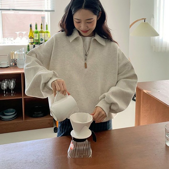 ROYALBELLE 여성 하프집업 카라 루즈핏 데일리 캐주얼 긴팔 기모 맨투맨 U0190819