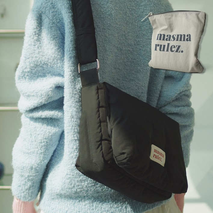 마스마룰즈 여성용 플럼피 패딩 크로스백  파우치 세트