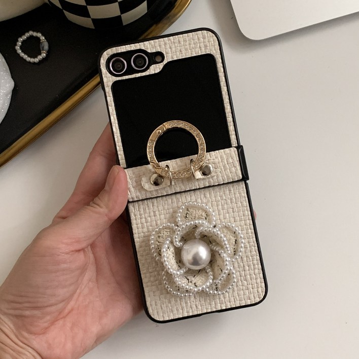 떨샵 디바힌지보호명품케이스 갤럭시 Z플립 3 4 5 6 7 지플립 D로고 골드큐빅 케이스