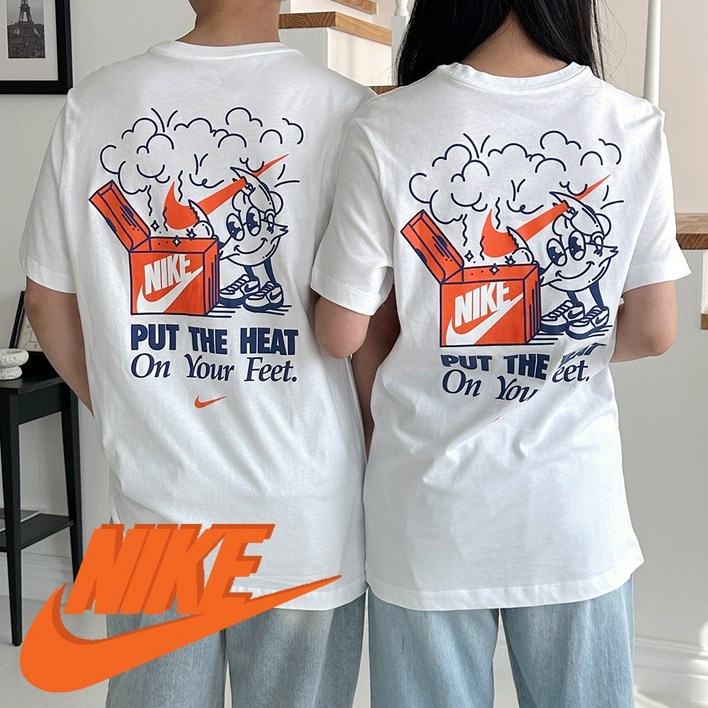 국내매장판 나이키 남여공용 시원한 그래픽 화이트 반팔 티셔츠 커플 여름 반팔티 국내매장판 나이키 남여공용 시원한 그래픽 화이트 반팔 티셔츠 커플 여름 반팔티