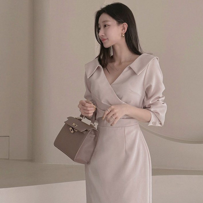 떳다그녀 벨리아 카라 브이넥 랩 핀턱 사선 하객룩 머메이드 맥시 상견례 봄 가을 간절기 롱원피스