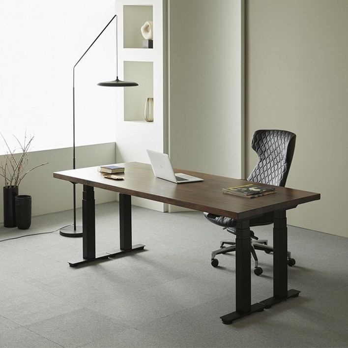 에렉투스 하드우드 원목상판 리낙 쿼드 모션데스크 월넛 2000x900x45 프리미엄