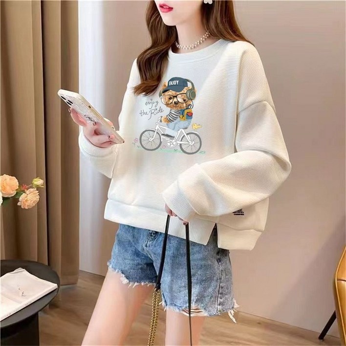 TKX 맨투맨 여성 캐주얼 코튼 라운드넥 루즈핏 캐릭터 프린트 가을 겨울 스웨트셔츠 KN89