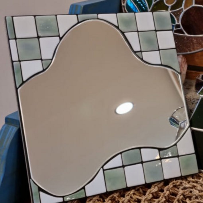 스테인드글라스 체커보드 거울