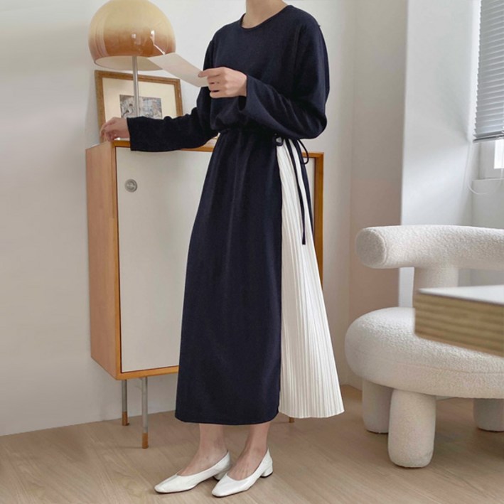 마이쏭 여성 루즈핏 빅사이즈 플레어 A라인 카렌사이드배색플리츠롱원피스