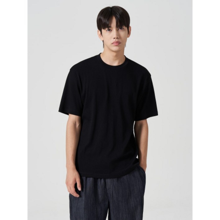 국내매장정품 에잇세컨즈 8SECONDS 골조직감 티셔츠 블랙 424742AY25 424742AY25 115166
