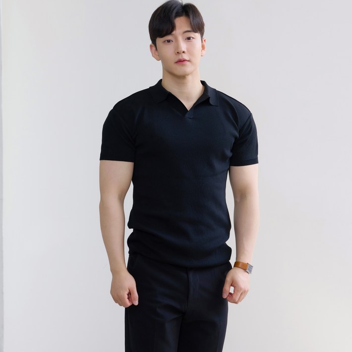 핵쿨남 남성용 아이스쿨링 머슬핏 반팔 오픈 카라 니트