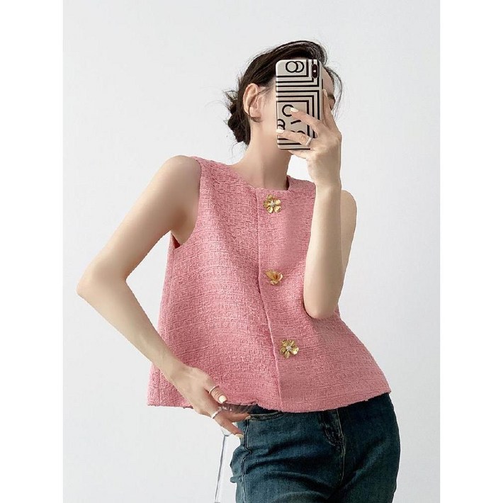 세렌 골드 플라워 버튼 핑크 트위드 민소매 탑