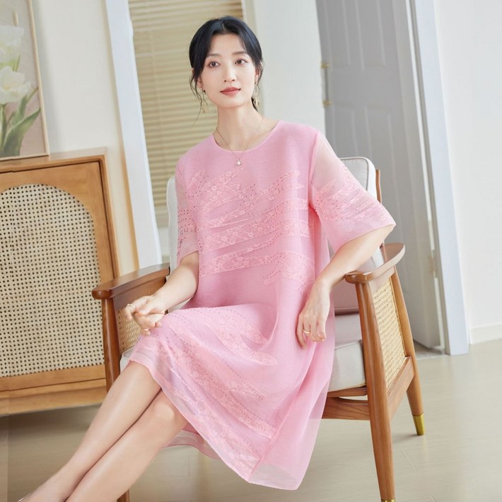 상큼발랄 작은보셕 장식 플리츠 핑크원피스 상큼발랄 작은보셕 장식 플리츠 핑크원피스