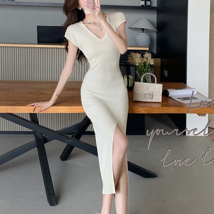 림블리 LB7021 브이넥 골지 밑트임 절개 롱 슬림핏 반팔 니트 원피스