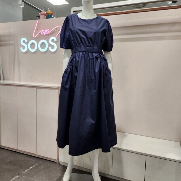 수스 HS04 뒤허리트임포인트 밴딩 원피스 S242NOP5Z6 수스 HS04 뒤허리트임포인트 밴딩 원피스 S242NOP5Z6