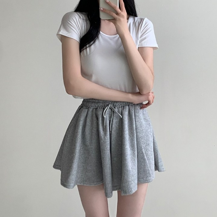 [데일리/허리밴딩] 쭈리 밴딩 플레어 치마바지(2color) // 풍성한 치마인척 베이직 심플 A라인 하체커버 스트링 숏팬츠 (DB-5042)