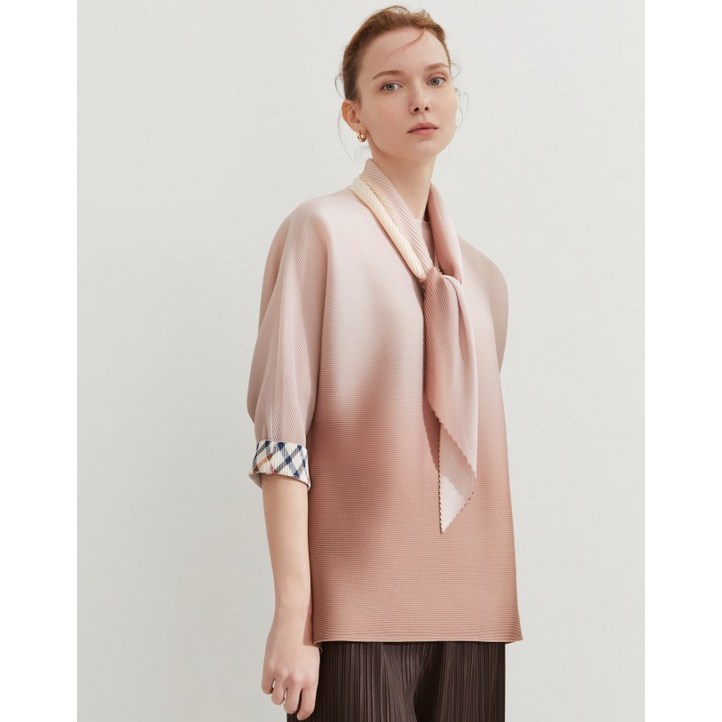 23SS 인기상품 재입고 DPLEATS 세피아 스카프장식 7부 플리츠 티셔츠 DLTS3BP31S1 23SS 인기상품 재입고 DPLEATS 세피아 스카프장식 7부 플리츠 티셔츠 DLTS3BP31S1