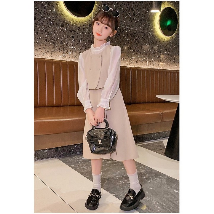 해피델리 주니어 소녀 인생 원피스 퍼프소매 블라우스 플레어스커트 단정한 결혼식 하객룩 발표회룩