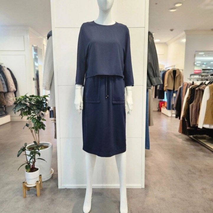 프렐린 허리스트링 라운드넥 원피스 RJO242090BP