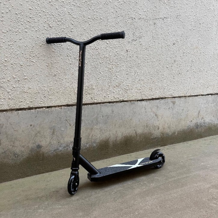 묘기용 킥보드 경량 전문가 묘기 스쿠터 성인 스턴트  접이식 회전 스포츠