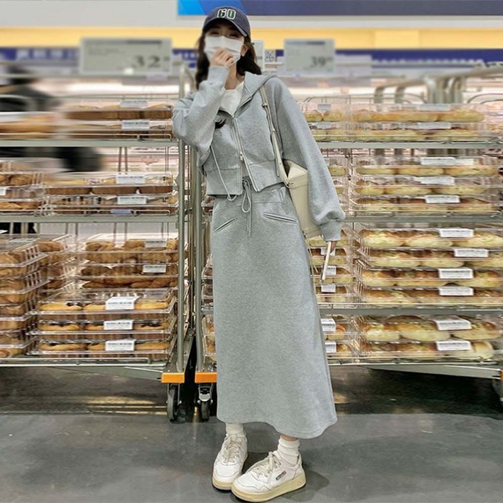 TKX 여성 투피스 스커트세트 후드 집업 크롭 봄가을 편안한 트레이닝복 심플