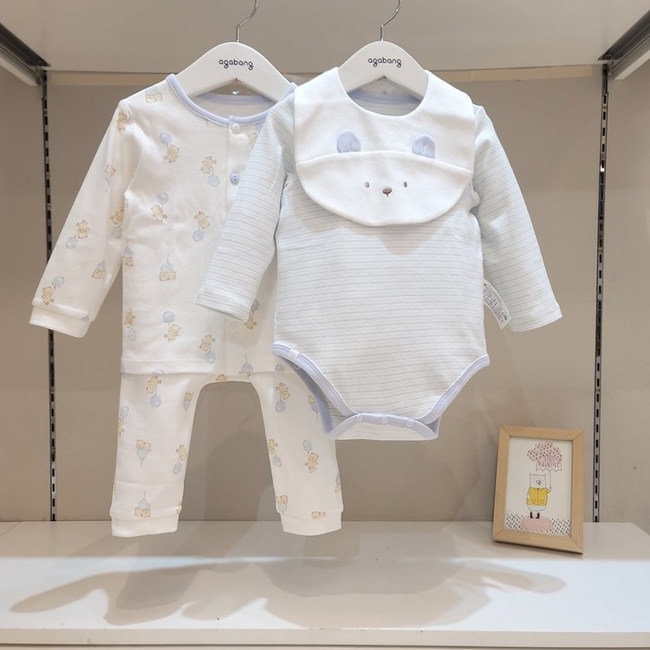 [아가방]강남점* 선물포장 배송* /귀여운 곰돌이 바디수트 내의 턱받이세트/가성비 좋은 4종선물세트/안심 무형광면100%