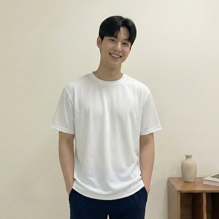 데일로엔 남자 쿨메쉬 통기성 냉감 기능성 무지 라운드 반팔 티셔츠