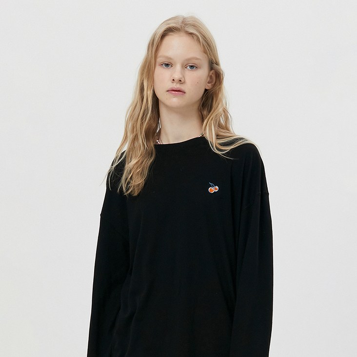 키르시 SMALL CHERRY SWEATSHIRT