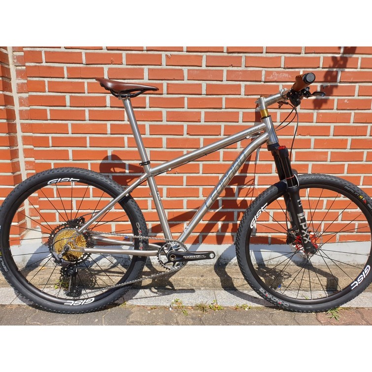 레오파드LEOPARD 풀티타늄 티타늄 자전거 MTB XT 완성차, 15인치 레오파드LEOPARD 풀티타늄 티타늄 자전거 MTB XT 완성차, 15인치